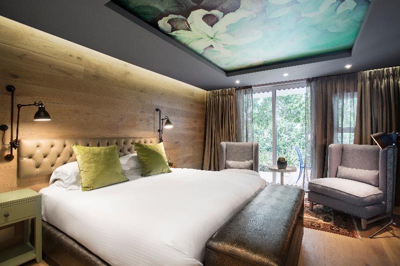 Quarto Premium, Majeka House