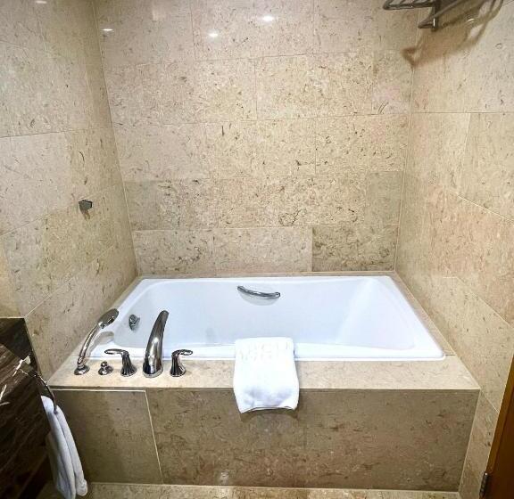 Номер Deluxe, Mercure Ambassador Jeju