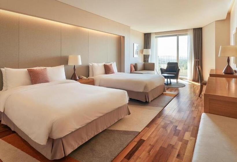 Номер Deluxe, Mercure Ambassador Jeju