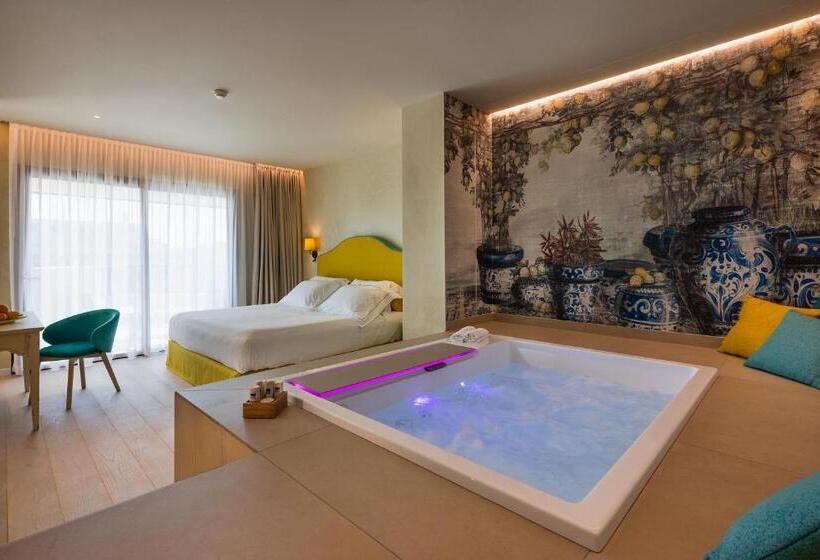 Люкс с гидромассажем, Savoy Beach Hotel & Thermal Spa