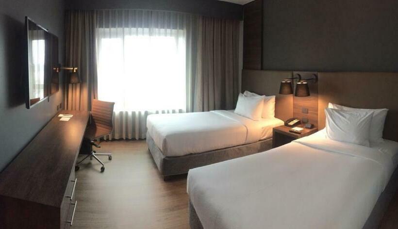 اتاق استاندارد, Courtyard By Marriott Puerto Montt