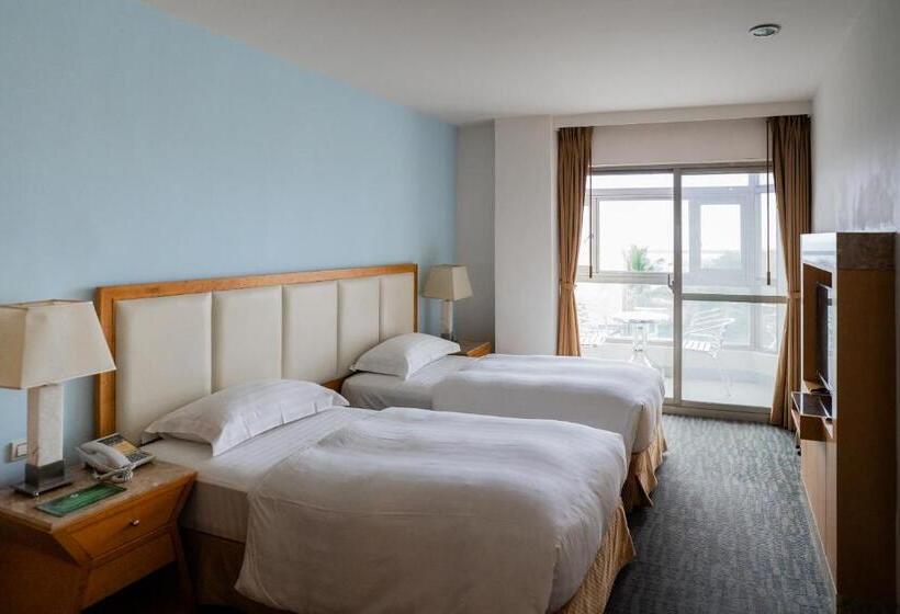 اتاق لوکس با بالکن, Ocean Hotel Hualien