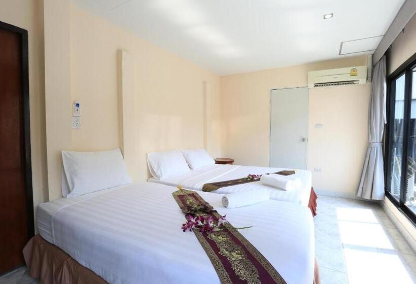 Chambre Triple Standard, The Siam Guest House   Sha Extra Plus