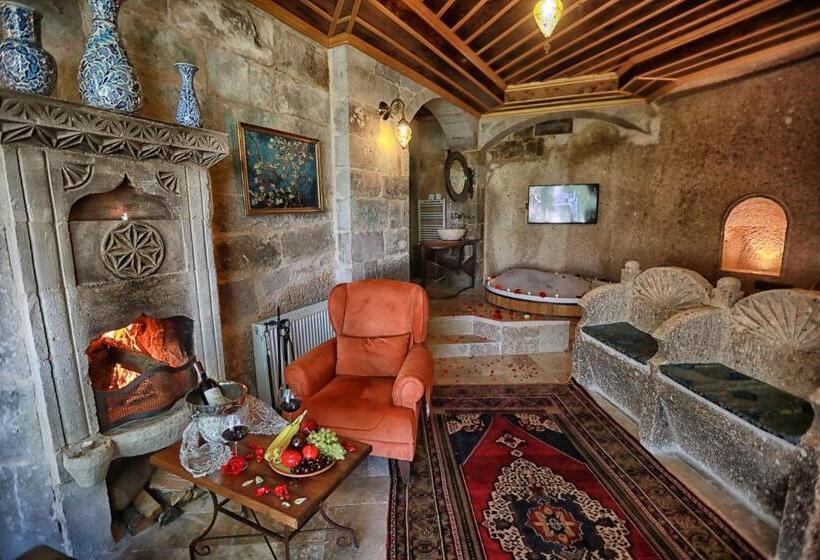 Люкс Повышенной Комфортности, Traveller S Cave