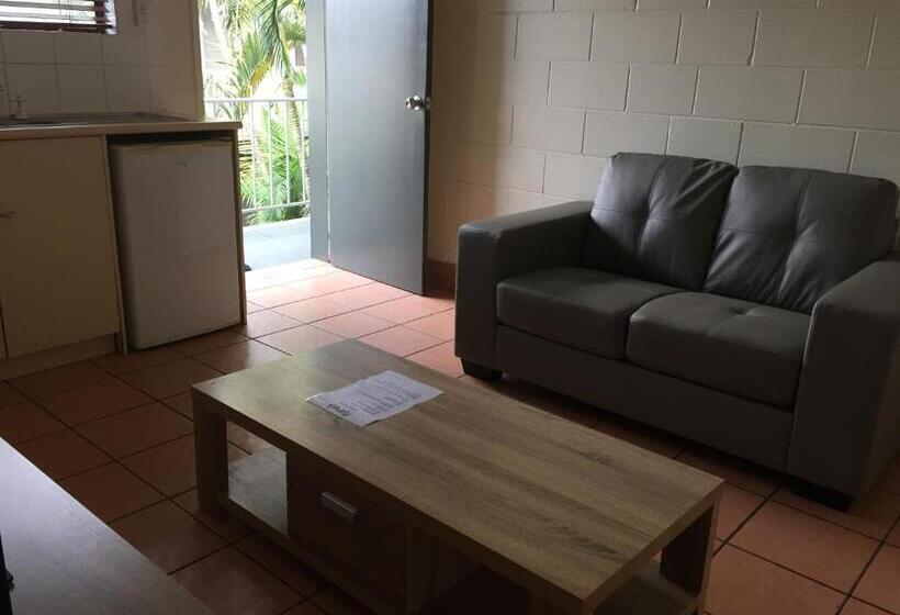 이코노미 트리플 룸, Koala Beach Resort Cairns