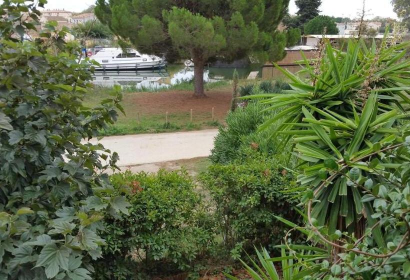 Трехместный Номер Superior, Canal Aigues Mortes