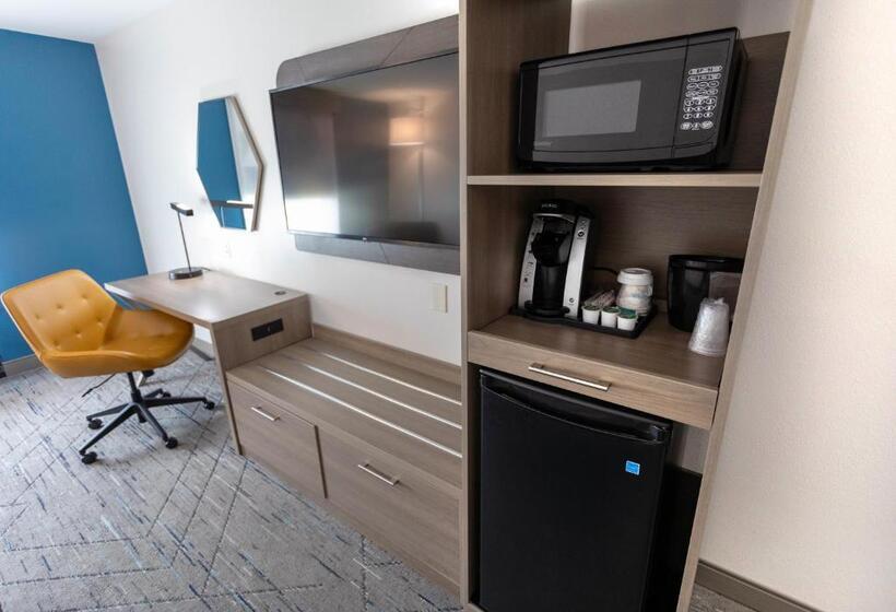 스탠다드 룸, Holiday Inn Express & Suites   Huntsville Airport, An Ihg