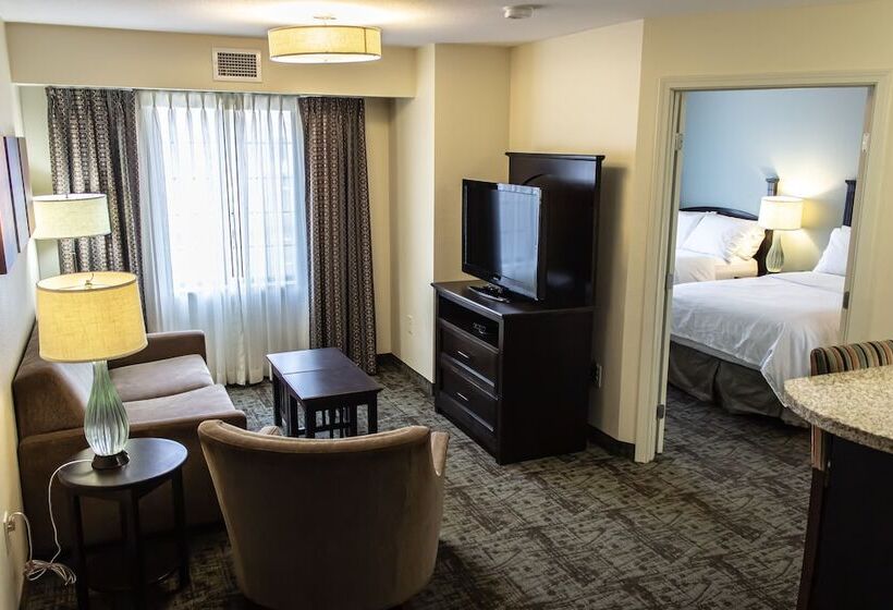 Suite 2 Chambres, Staybridge Suites Minot, An Ihg