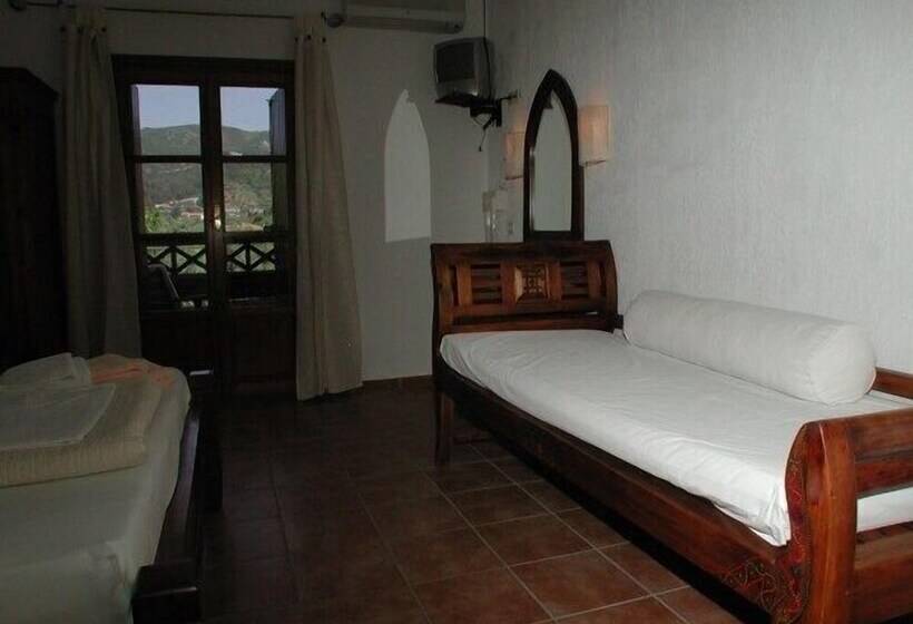 Номер Стандарт Вид на Сад, Sun Accommodation