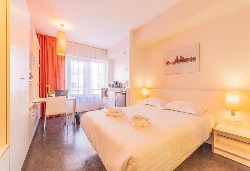 Escritório Estándar, Residence Montempo Lyon Cite Internationale