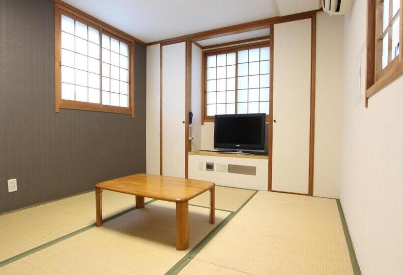 Номер Стандарт, Livemax Budget Shinosaka