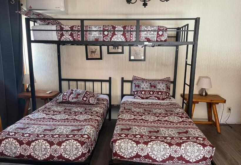 Quarto Estandar, Bear Creek Resort