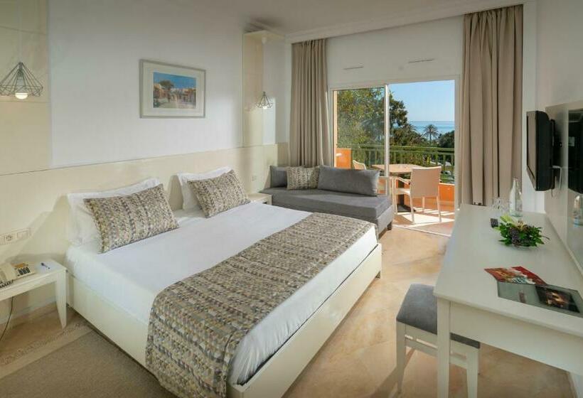 اتاق استاندارد سه نفره با چشم‌انداز کنار دریا, El Ksar Resort & Thalasso