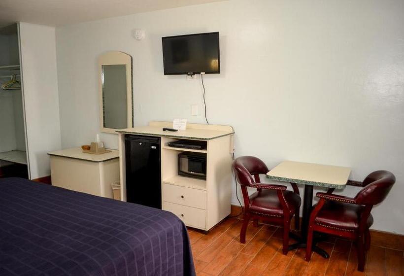 Стандартный Номер Кровать Кинг, Economy Inn