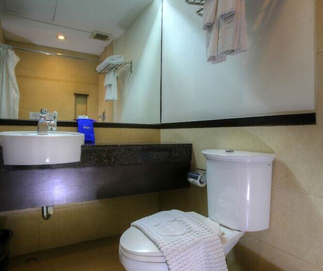 싱글 디럭스 룸, Fersal Hotel Neptune Makati