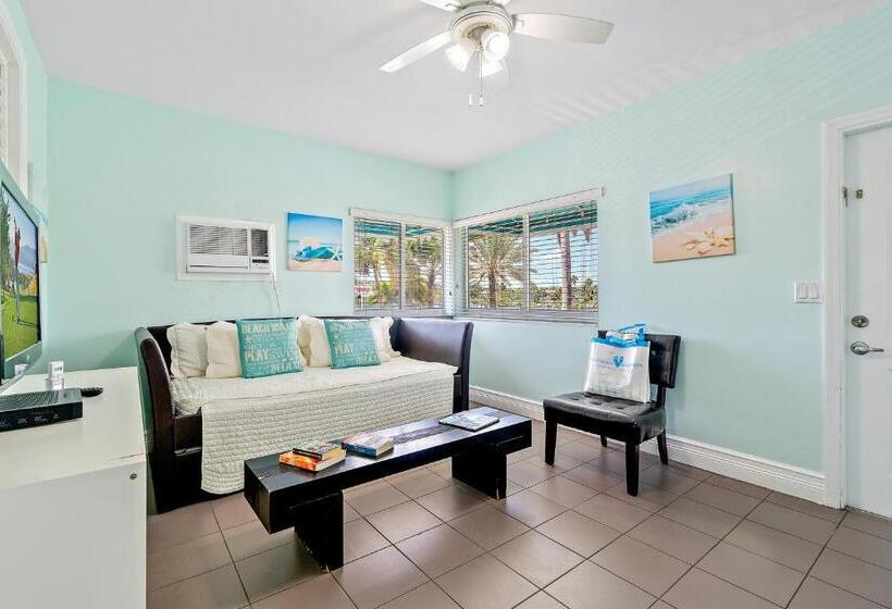 スイート, Hollywood Beachside Boutique Suite