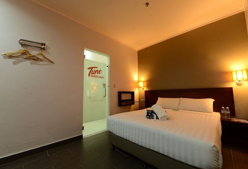 Номер Стандарт, Tune Hotel   Waterfront Kuching