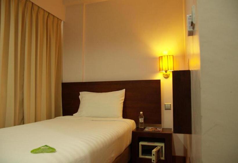 Номер Стандарт Индивидуальный, Tune Hotel   Waterfront Kuching