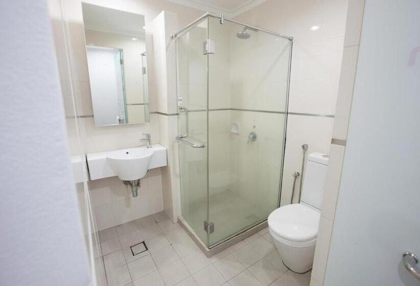 Номер Deluxe, Tune Hotel   Waterfront Kuching