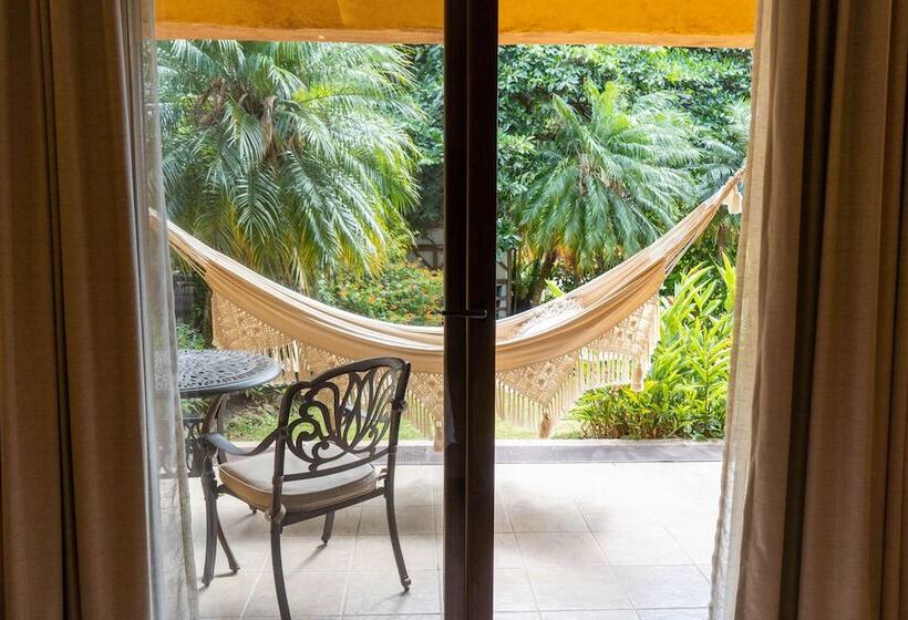 キングサイズベッドのデラックスルーム, Valle Escondido Wellness Resort