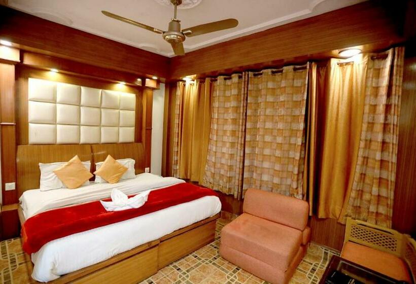 스탠다드 룸, Amara Hill Queen Mussoorie