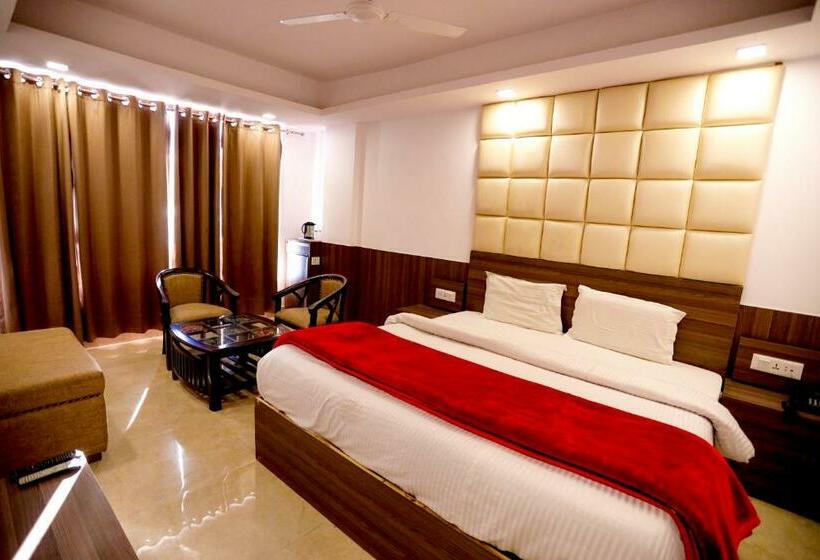 디럭스 룸, Amara Hill Queen Mussoorie