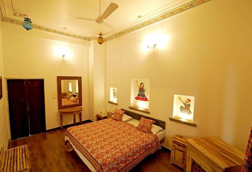 اتاق لوکس, Udaigarh   Udaipur