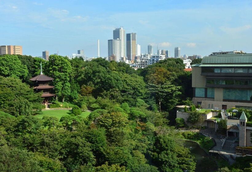 Люкс Премиум, Chinzanso Tokyo