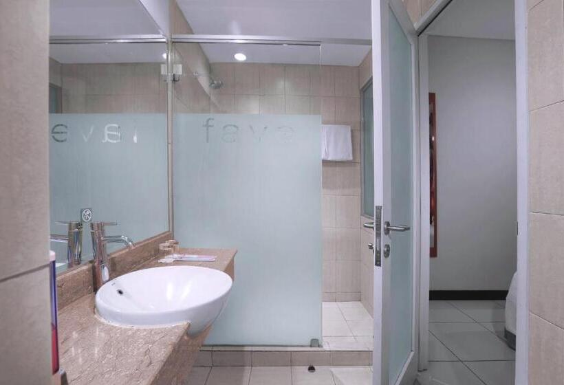 Quarto Estandar, Favehotel Braga