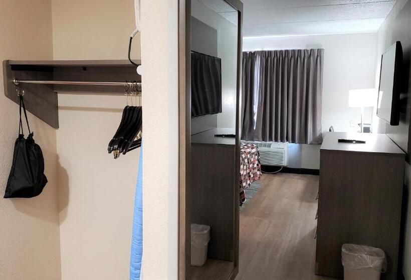 سوئیت با تخت بزرگ, Red Roof Inn & Suites Vicksburg