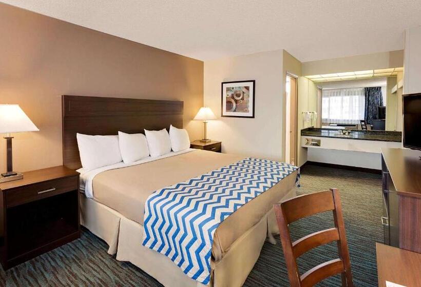 Номер Стандарт Кровать Кинг Адаптированный для Инвалидов, Travelodge By Wyndham Aberdeen