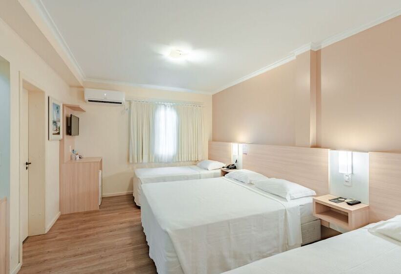 اتاق لوکس چهار تخته, Bristol Sabrina Hotel De Charme Joinville
