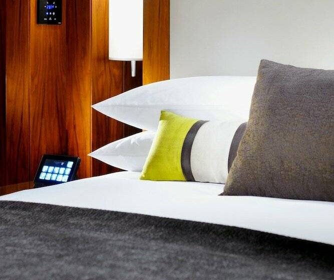 Номер Executive, JW Marriott Marquis Hotel Dubai
