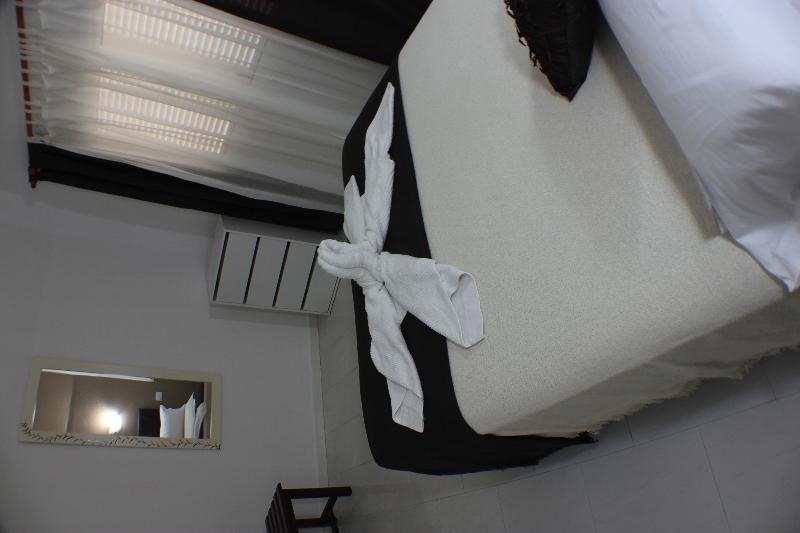 1-Bedroom Upper Apartment Pool View, Aparthotel La Piramide