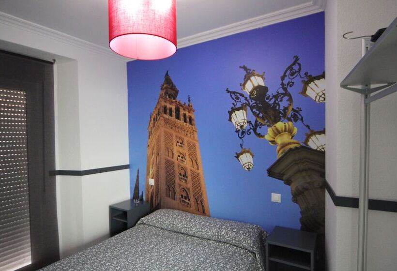 اتاق استاندارد یک نفره, Hostal Paco´s
