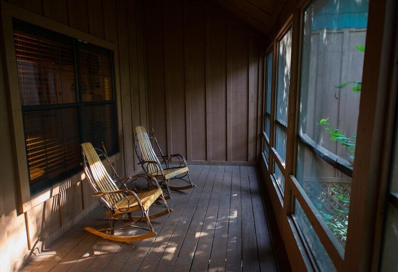 Апартаменты 3 Спальни, Cabins At Green Mountain, Trademark Collection By Wyndham