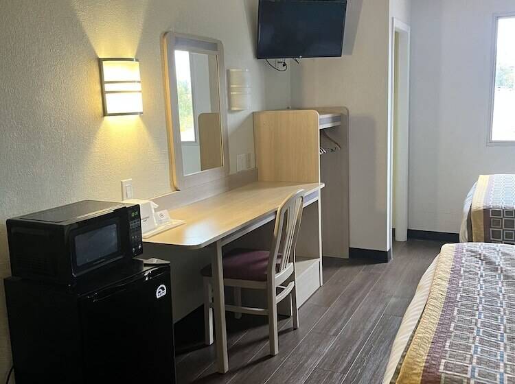 Номер Стандарт 2 Двуспальные Кровати, Howard Johnson By Wyndham Clarksville Tennessee