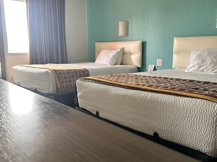 Номер Стандарт 2 Двуспальные Кровати, Howard Johnson By Wyndham Clarksville Tennessee
