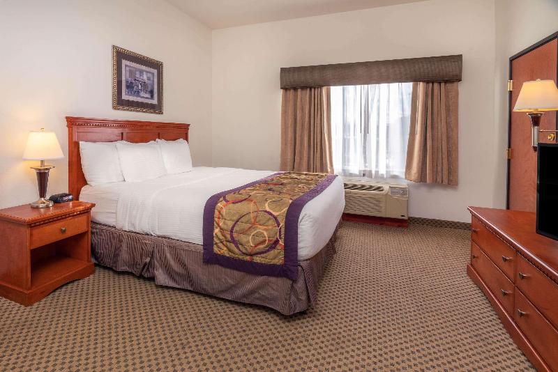 Номер Deluxe Кровать Кинг, La Quinta By Wyndham Kennewick