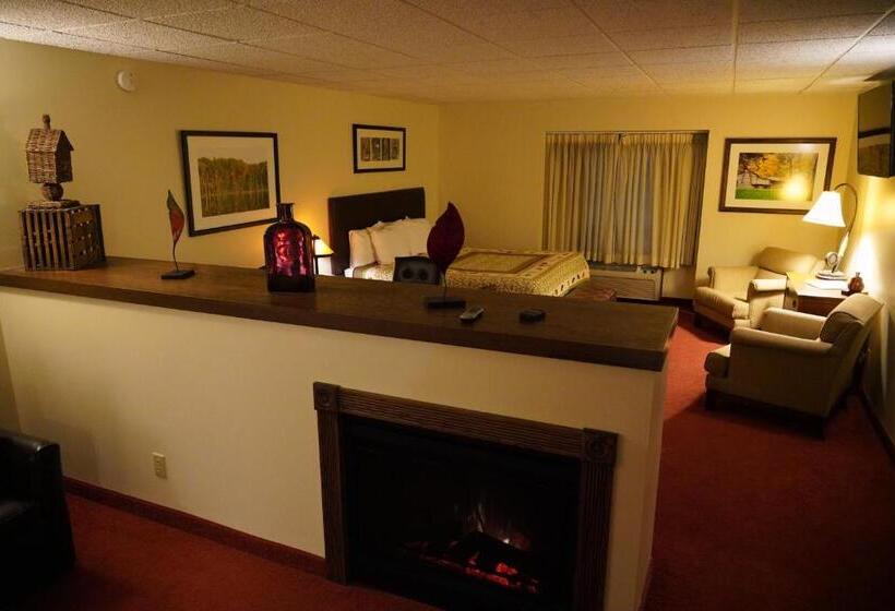 带大床的复式套间, Riverbank Lodge