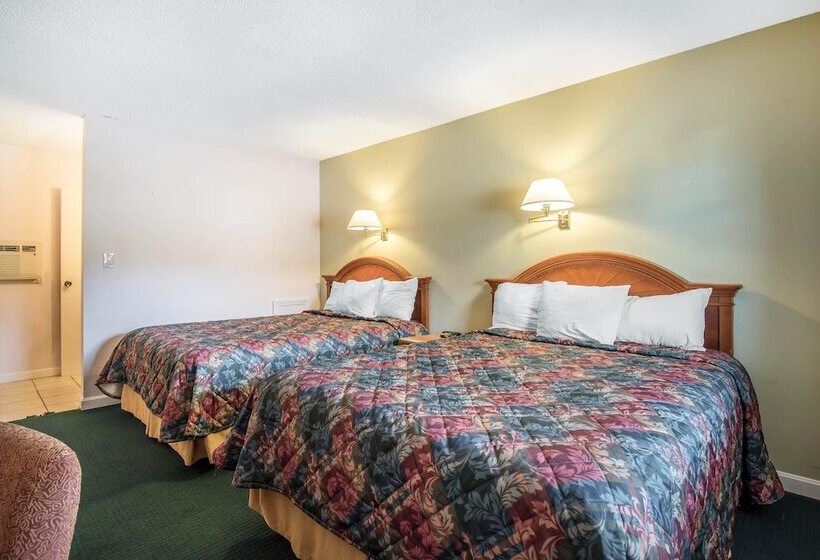 Номер Стандарт 2 Двуспальные Кровати, Rodeway Inn