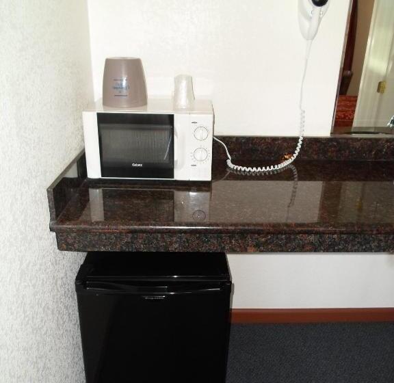 스탠다드 룸, Economy Inn Morgan Hill