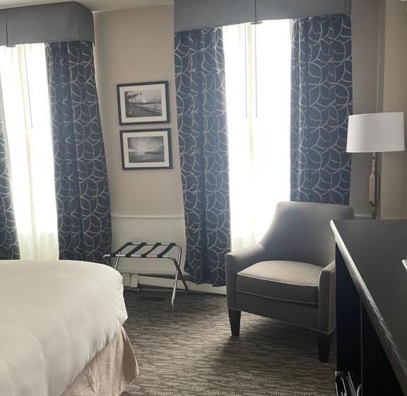 Номер Стандарт, Essex Street Inn & Suites, Ascend Hotel Collection