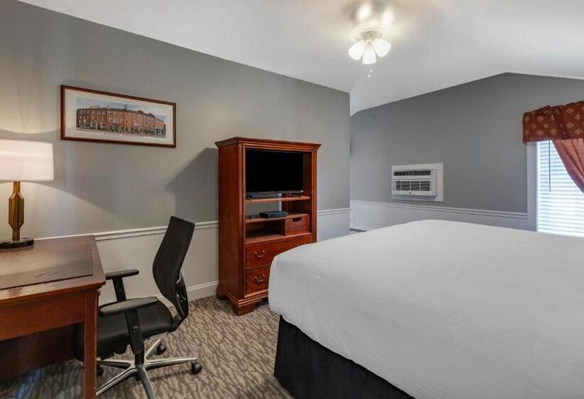 Люкс Кровать Кинг, Essex Street Inn & Suites, Ascend Hotel Collection