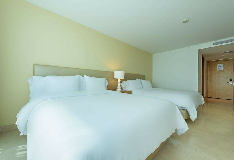 带2个双人床的标准工作室, Radisson Cartagena Ocean Pavillion