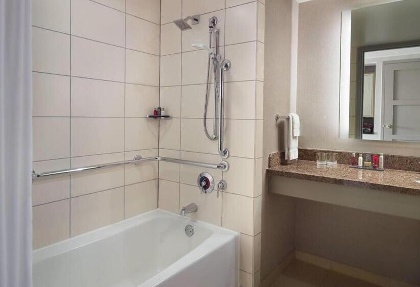 חדר סטנדרט מותאם לאדם עם מוגבלויות, Raleigh Marriott City Center