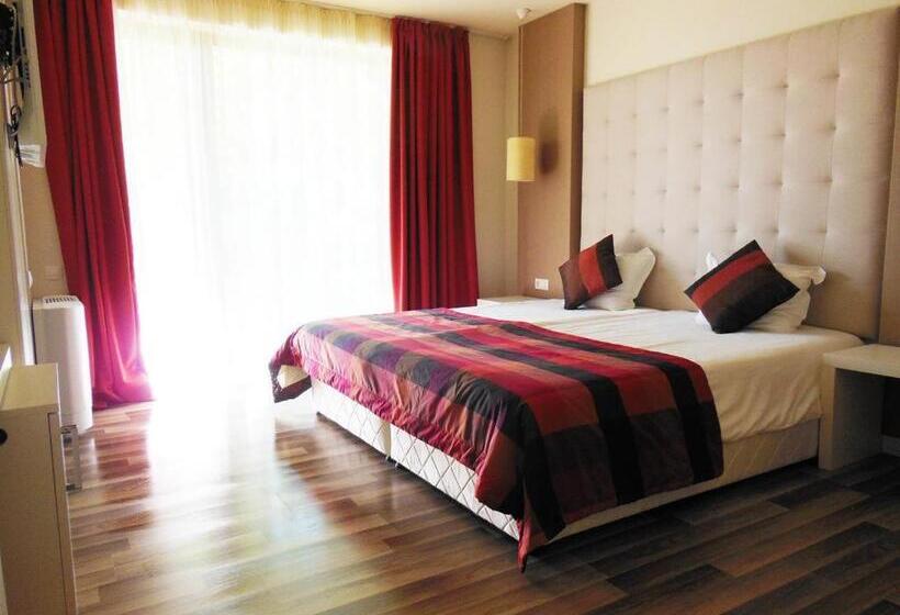 اتاق لوکس یک تخته, Tsarsko Selo Spa