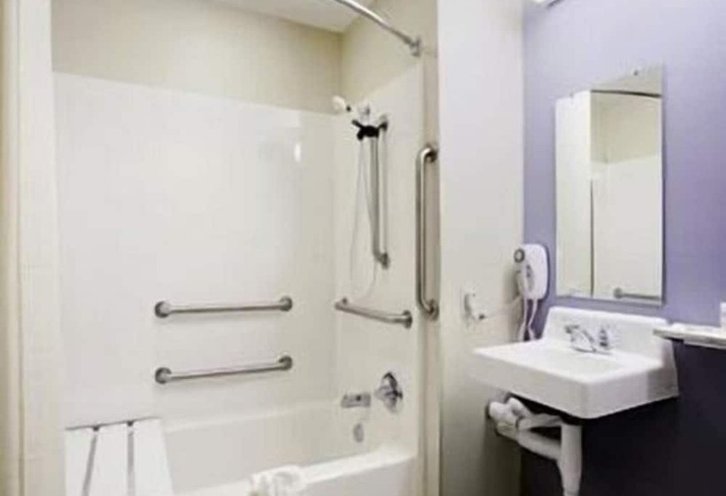 장애인을 위한 스위트, Microtel Inn & Suites By Wyndham Hazelton/bruceton Mills