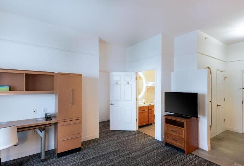 Люкс, Towneplace Suites Stafford