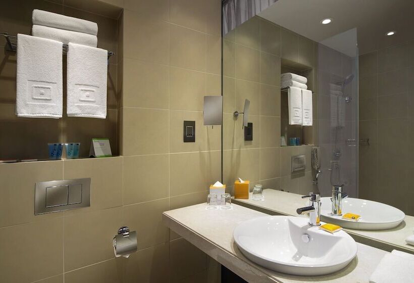 Номер Стандарт, Centro Capital Centre By Rotana